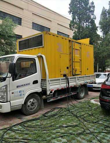 临川发电车出租-柴油发电机组排烟系统设计要求及其考虑因素